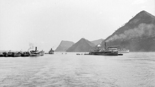 【jpg清晰版】1934年宜昌的船只.jpg