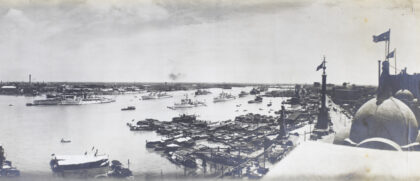 【jpg清晰版】1937年8月28日上海黄浦江上的军舰（全景图右侧部分）.jpg