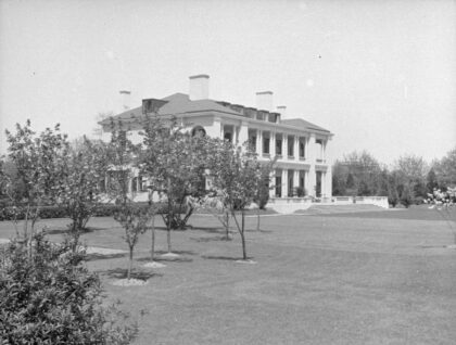 【jpg清晰版】1938年上海黑木园与花园.jpg