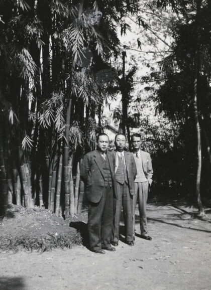 【jpg清晰版】1938年曾琦、邓昭荫和温源宁在成都.jpg