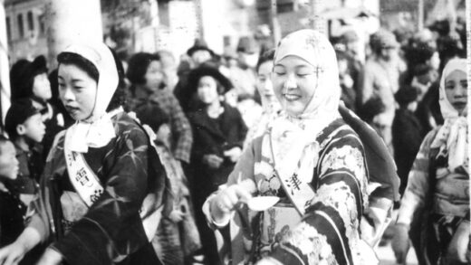 【jpg清晰版】1939年天津日本桥祭.jpg