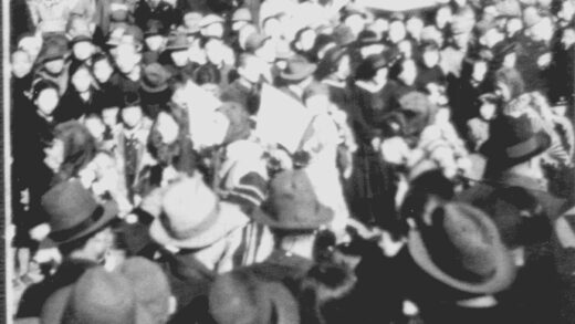 【jpg清晰版】1939年天津日本桥祭.jpg