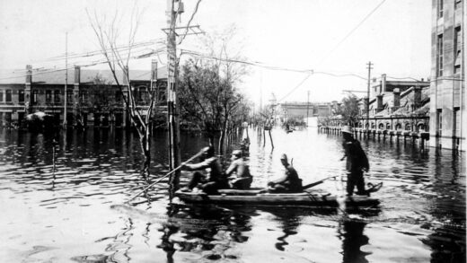 【jpg清晰版】1939年洪水天津扶轮小学附近.jpg