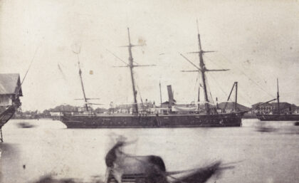 【jpg清晰版】h.m.s.蓟花号上海.jpg