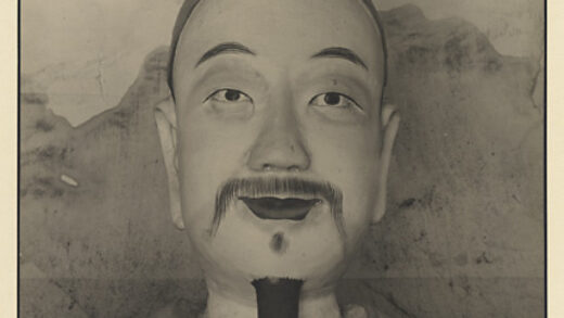 【jpg清晰版】万善殿内部展示神龛雕像细节.jpg