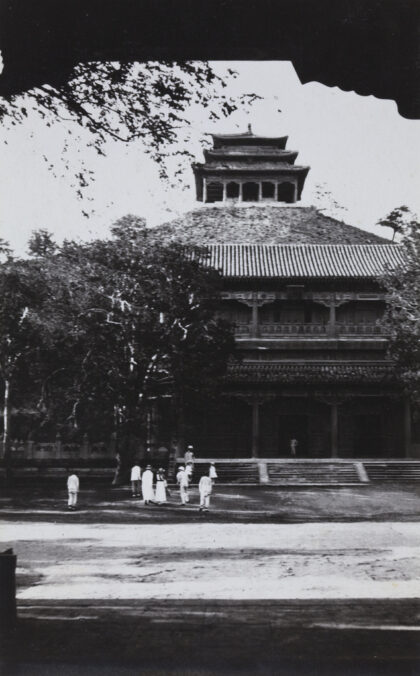 【jpg清晰版】万春亭位于北京景山.jpg