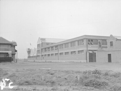 【jpg清晰版】上海东方油漆颜料公司.jpg