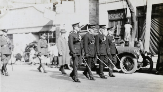 【jpg清晰版】上海公共租界警务处副督察约翰·克劳利的葬礼1928年.jpg