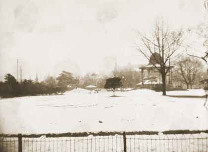 【jpg清晰版】上海公共花园雪景1931年1月.jpg
