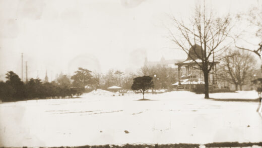 【jpg清晰版】上海公共花园雪景1931年1月.jpg