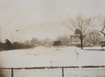 【jpg清晰版】上海公共花园雪景1931年1月.jpg