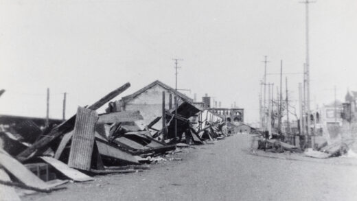 【jpg清晰版】上海北站附近战损1932年.jpg