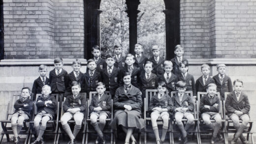 【jpg清晰版】上海圣三一大教堂男生学校团体照1938年.jpg