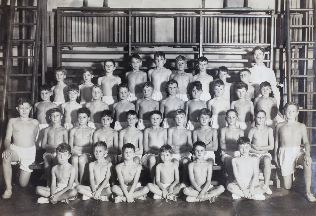 【JPG清晰版】上海圣公会学校男生体育课