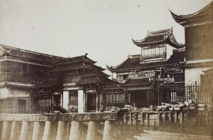 【jpg清晰版】上海外滩海关大楼.jpg