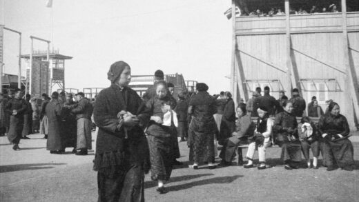 【jpg清晰版】上海江湾跑马厅1920年.jpg