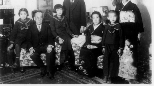 【jpg清晰版】上野久和他的家人天津1940年.jpg