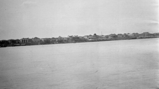 【jpg清晰版】中国航业公司汉口长江沿岸门面.jpg
