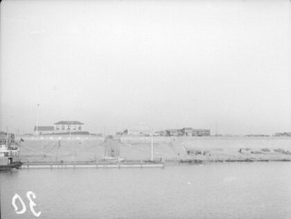 【jpg清晰版】中国航海公司汉口码头.jpg