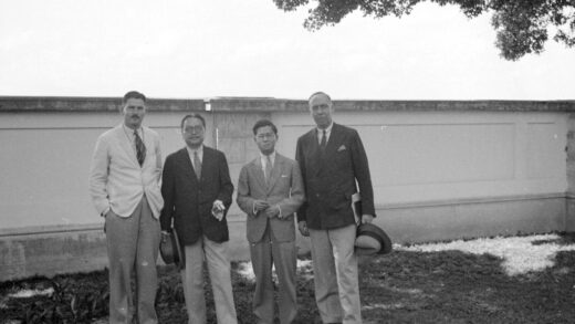 【jpg清晰版】乔治·芬德利·安德鲁等人汕头.jpg