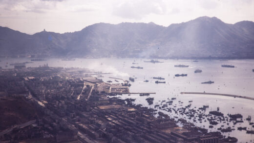 【jpg清晰版】九龙半岛香港194年航拍.jpg