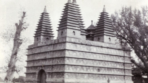 【jpg清晰版】五塔寺北京郊区1900.jpg