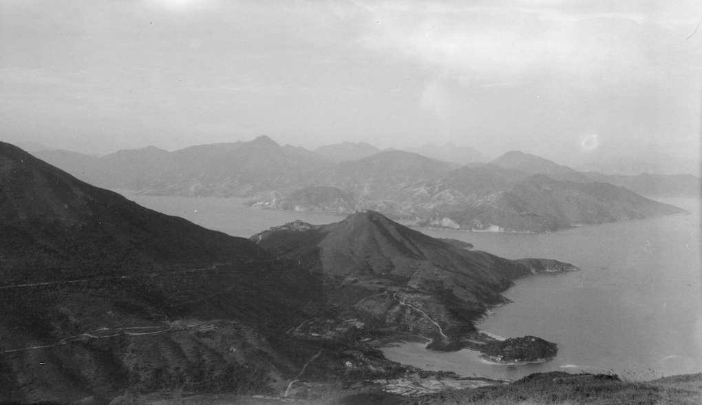 【JPG清晰版】从歌连臣山北望香港鲤鱼门的景色
