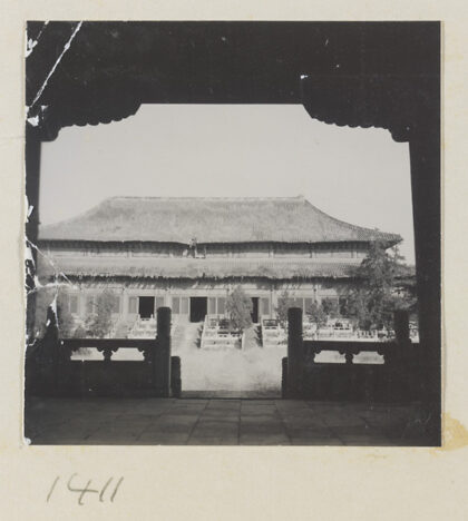 【jpg清晰版】从祾恩门眺望长陵祾恩殿南立面.jpg