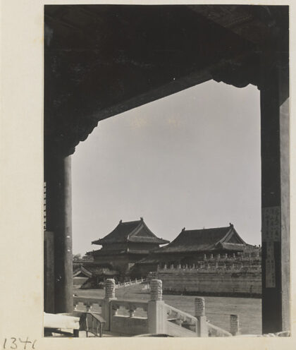 【jpg清晰版】保和殿东侧两座建筑的北立面.jpg