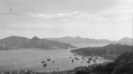 【jpg清晰版】俯瞰爱秩序湾和香港维多利亚港东入口的景色.jpg
