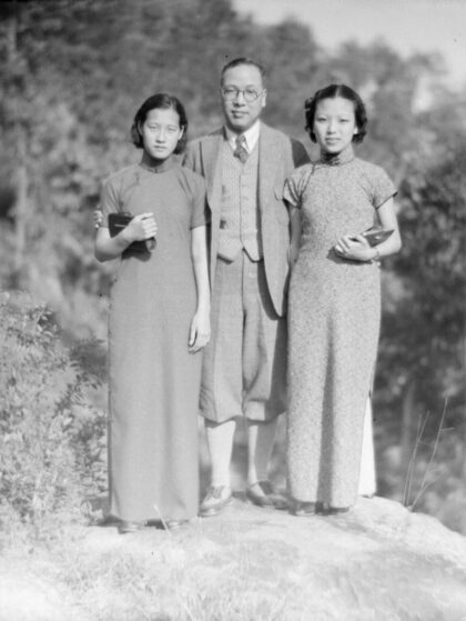 【jpg清晰版】傅秉常与两位女士.jpg