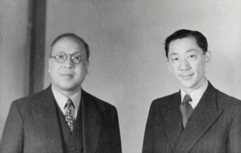 【JPG清晰版】傅秉常与另一男子中国驻莫斯科大使馆年