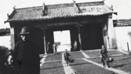 【jpg清晰版】入口处的士兵.jpg