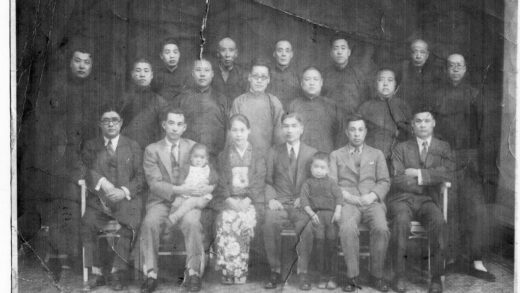【jpg清晰版】包括两名儿童在内的团体.jpg