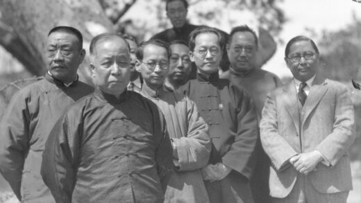 【jpg清晰版】包括孙科和胡汉民在内的一批官员.jpg