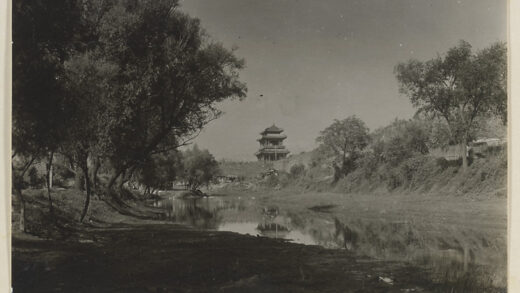 【jpg清晰版】北京护城河和永定门.jpg
