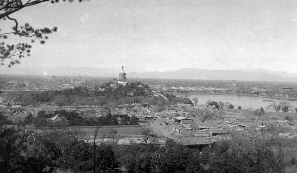 【JPG清晰版】北京景山眺望北海