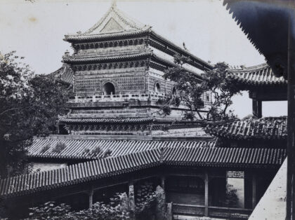 【jpg清晰版】北京西天小庙琉璃瓦宝殿.jpg