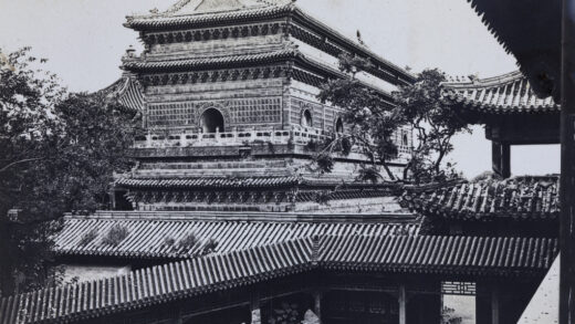 【jpg清晰版】北京西天小庙琉璃瓦宝殿.jpg