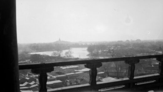 【jpg清晰版】北京远眺北海公园.jpg