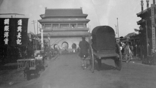 【jpg清晰版】北京鼓楼前道路.jpg