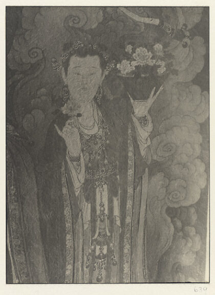 【jpg清晰版】北墙明代壁画细节展示帝释天的一名侍女.jpg