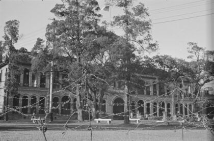 【jpg清晰版】协和楼圣约翰大学上海.jpg