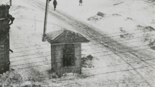 【jpg清晰版】古比雪夫苏联来自中国大使馆1943年.jpg