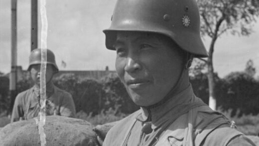 【jpg清晰版】国民党士兵上海.jpg