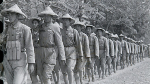 【jpg清晰版】国民军士兵沿部分建成的道路行进.jpg