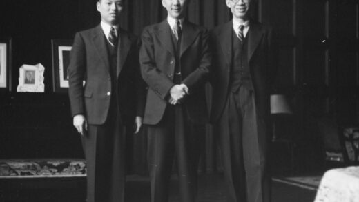 【jpg清晰版】在中国大使馆莫斯科1946.jpg