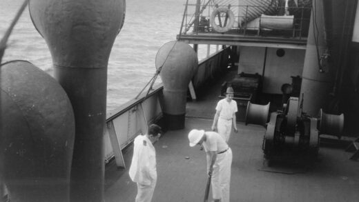 【jpg清晰版】在安提洛科斯号船上1928 1929年.jpg