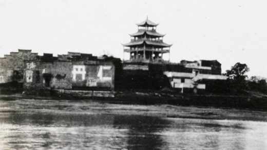 【jpg清晰版】城市中的一座寺庙.jpg