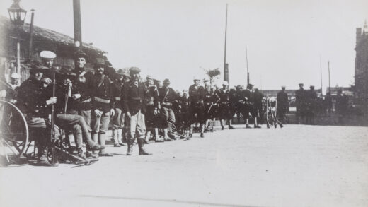 【jpg清晰版】士兵和武装平民辛亥革命武汉.jpg